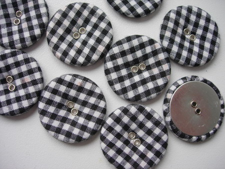 DM16 28mm Checkered Fabric Covered Buttons Black 10pcs