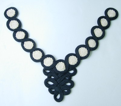MR96 Macrame Flowers Necklace Collar Black Handmade Jewel