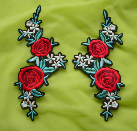 PT198 Mirrored Rose Floral Embroidered Patch Sew On Fashion/DIY