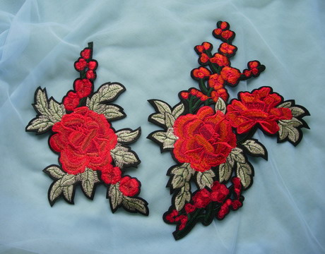 PT199 Peony Blossom Floral Embroidered Patch Iron On Fashion 2pc