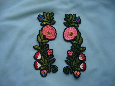 PT200 Mirror Floral Leaves Embroidered Patch Iron On Fashion